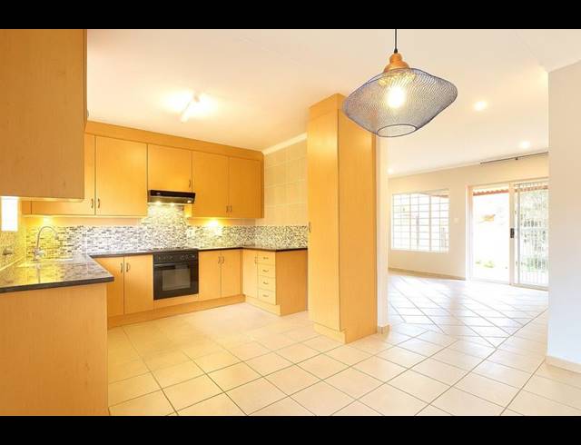 3 BEDROOM TOWNHOUSE FOR SALE IN EQUESTRIA